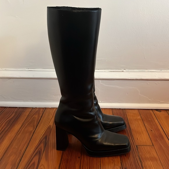 Jeffrey Campbell Taysha Tall Boot - Picture 4 of 14